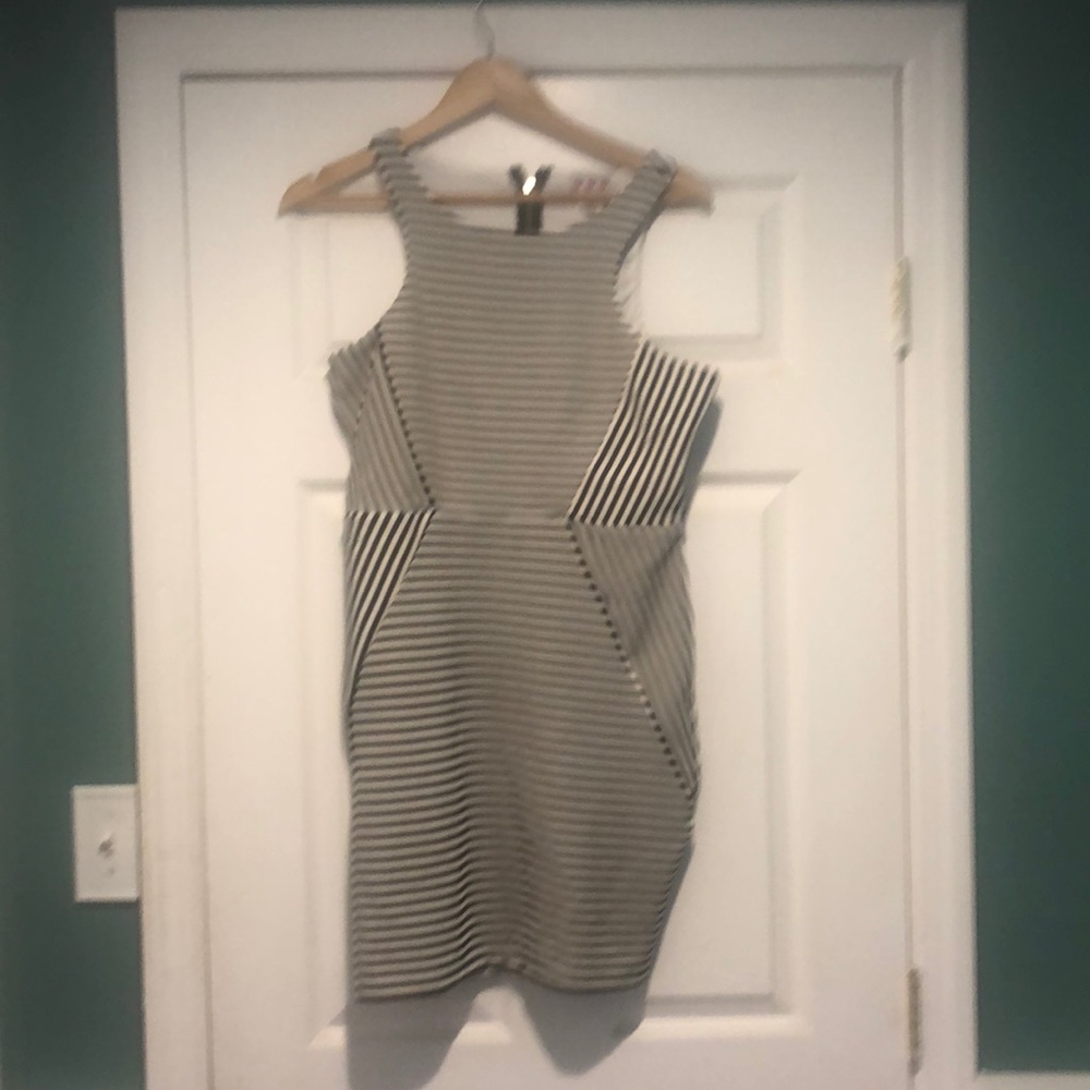 Black and white stripes mini